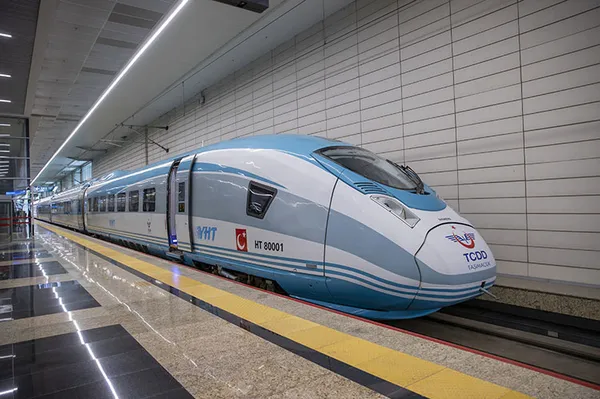 Ankara-Sivas Hızlı Tren Hattı arı gibi çalışıyor! 278 bin kişiyi taşıdı - 4