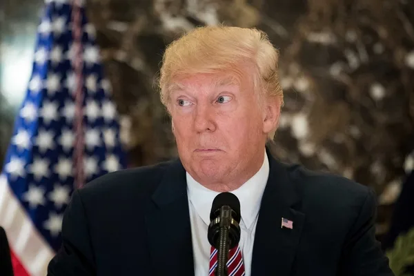 ABD Başkanı Donald Trump’ı dolandırdılar! Tam 2,3 milyon dolar uçtu gitti