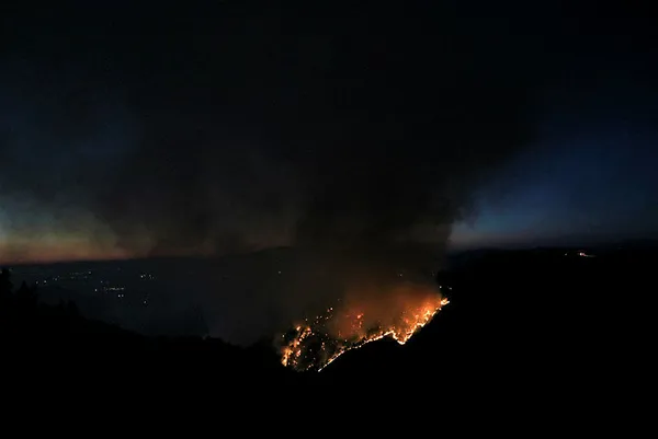 İzmir ve Manisa’daki yangınlar kontrol altına alındı