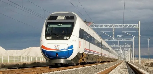 ankara-sivas-yht-yarin-hizmete-aciliyor-4-ili-dogrudan-ilgilendiriyor-torene-baskan-erdogan-da-katilacak-1682401145854.jpg Ankara-Sivas YHT yarın hizmete açılıyor! 4 ili doğrudan ilgilendiriyor! Törene Başkan Erdoğan da katılacak - 3