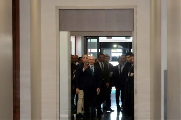 CHP lideri Kemal Kılıçdaroğlu 2. icazet seferinde İngiltere’ye gidecek! AK Parti’den Kılıçdaroğlu’na sert tepki