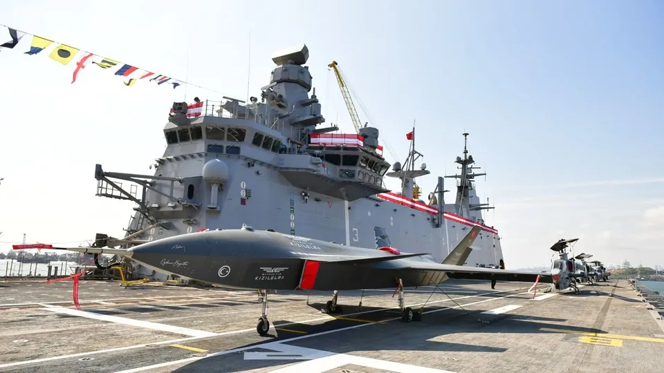 TCG Anadolu göreve hazır! Dünyanın ilk SİHA gemisi