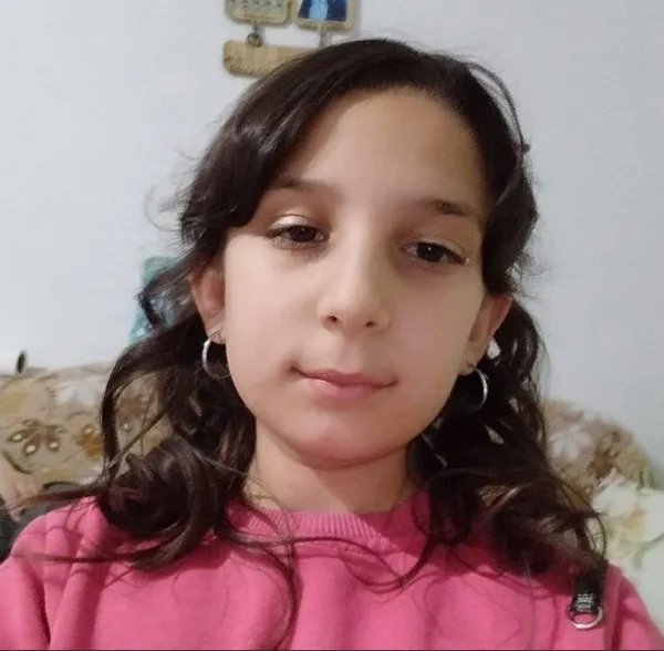 ankarada-komsu-cinayeti-6-kisilik-ailenin-5ini-oldurmustu-kan-donduran-ifadesi-ortaya-cikti-1700931402373.jpg Ankara'da komşu cinayeti: 6 kişilik ailenin 5'ini öldürmüştü! Kan donduran ifadesi ortaya çıktı - 3