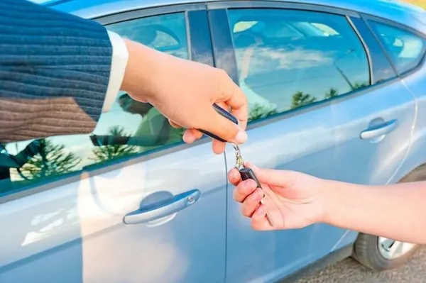 İkinci el araçta 6+6 paniği! Otomotiv sektöründeki balon sönüyor: Satışlar başladı - 2
