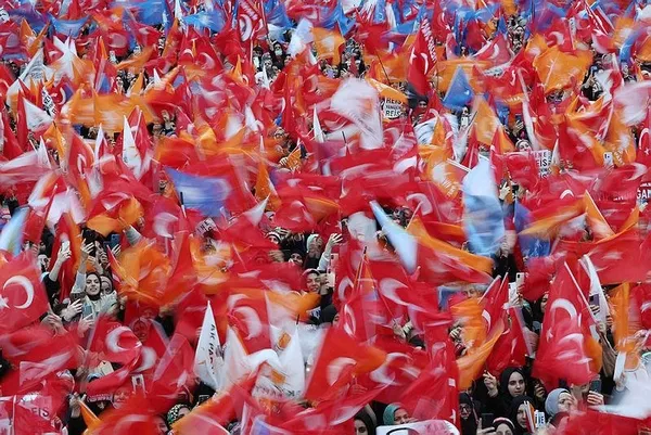 baskan-erdogandan-flas-14-mayis-mesaji-tum-turkiye-icin-askla-calismaya-devam-edecegiz-1683960217224.jpeg Son dakika! Başkan Erdoğan'dan 14 Mayıs mesajı: Türkiye için aşkla çalışmaya devam edeceğiz - 3