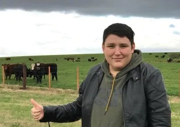 Mehmet Aydın eşinden boşanmak için...