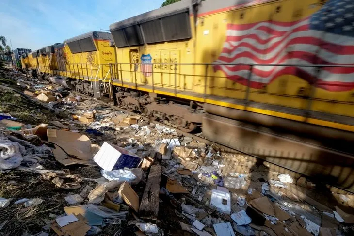 ABD'de tren soygunları başladı! Union Pacific ve Amazon...