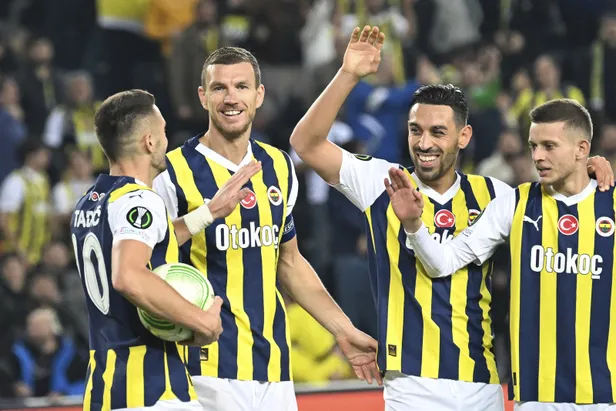 fenerbahcede-geri-sayim-basladi-forvetler-kacacak-delik-arayacak-hayirli-olsun-1703070058180.jpg Fenerbahçe'de geri sayım başladı! Forvetler kaçacak delik arayacak: Hayırlı olsun! - 1