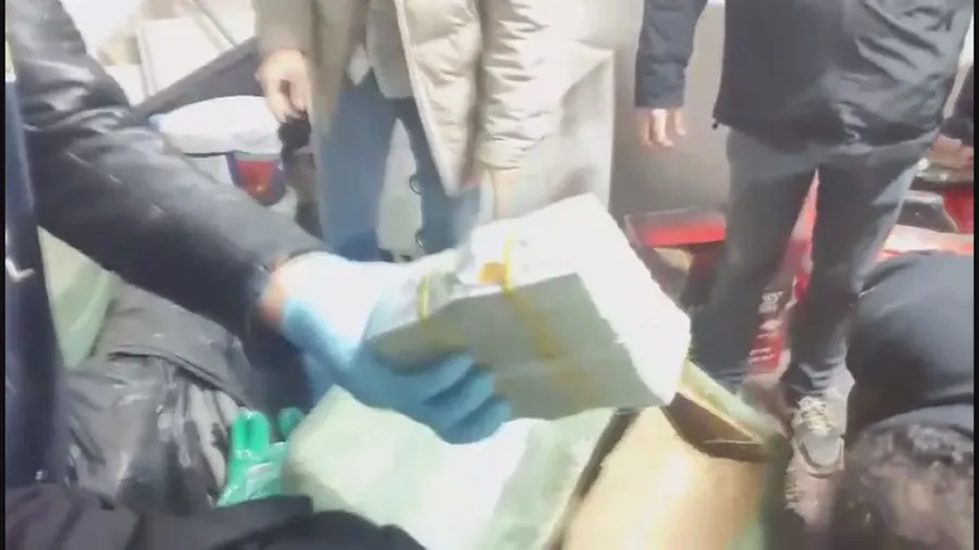 bakirkoyde-30-milyon-dolarlik-soygun-3-supheli-daha-yakalandi-1772993896952.jpg FOTOĞRAF (DHA)