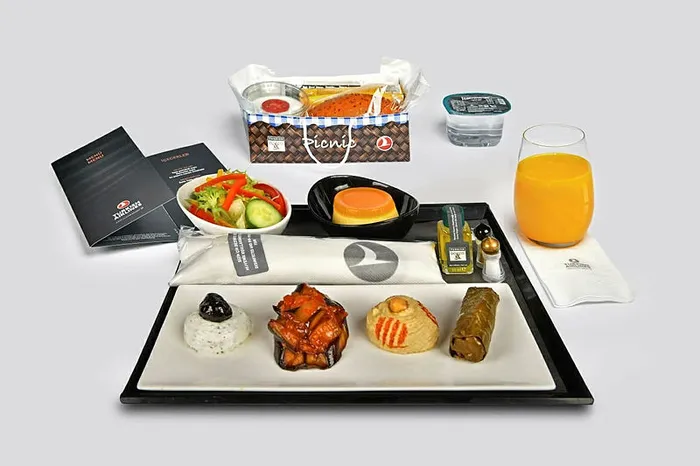 THY iç hat uçuşlarda uçak içi ikramlara yeniden başlıyor