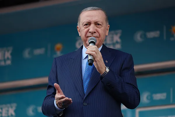 son-dakika-ak-parti-adana-mitingi-baskan-erdogandan-chpye-cok-sert-sozler-birbirlerinin-kuyusunu-kaziyorlar-1708866893452.jpeg Son dakika | AK Parti Adana mitingi! Başkan Erdoğan'dan CHP'ye çok sert sözler: Birbirlerinin kuyusunu kazıyorlar - 5