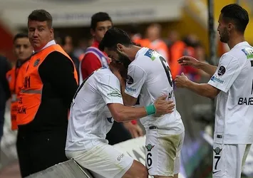 Akhisarspor'da çifte mutluluk