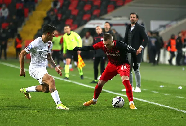 gaziantep-fk-2-hatayspor-2-mac-sonucu-antepte-kazanan-yok-1646680397540.jpg Gaziantep FK: 2 - Hatayspor: 2 MAÇ SONUCU | Antep'te kazanan yok - 2