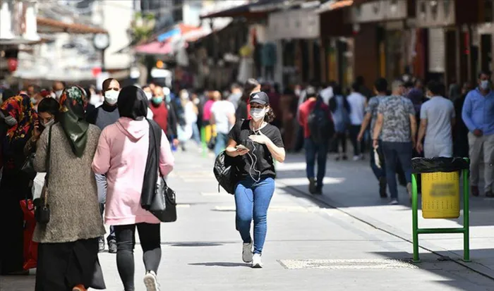 Prof. Dr. Özgür Enginyurt Temmuz’da nefes alacağız dedi! Normalleşme için tarih verdi