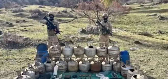 Son dakika: Kars’ta PKK’nın 3 sığınağı yerle bir edildi