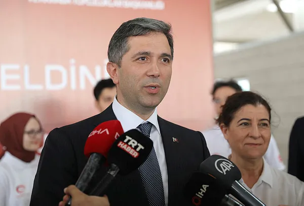 hukumetten-15-temmuz-mesaji-hainlerle-mucadelemiz-kararlilikla-surecek-1689362237037.jpg Hükümetten "15 Temmuz" mesajı: Hainlerle mücadelemiz kararlılıkla sürecek - 17