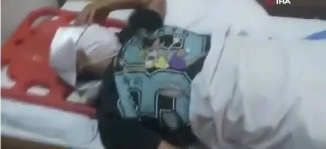 İstanbul’da metroda yürüyen merdiven çöktü, kadın içine düştü