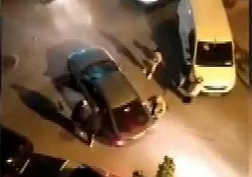 Yol verme kavgasında akılalmaz olay! Aracı üzerine sürdü! Yer: Bayrampaşa