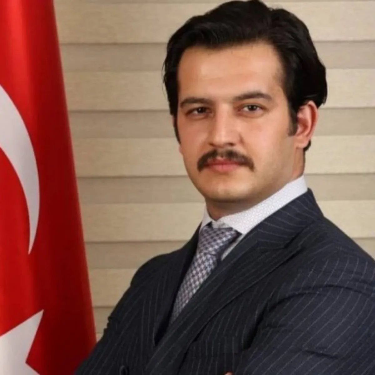 Ardahan Vali yardımcısı görevden uzaklaştırıldı