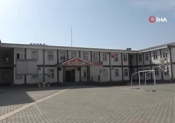 Kilis Lisesi'nde deprem tatbikatı kamerada