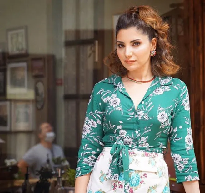 İBB’nin yeni uygulamasına sanatçılardan tepki: ‘Ayrımcılık yapılıyor’