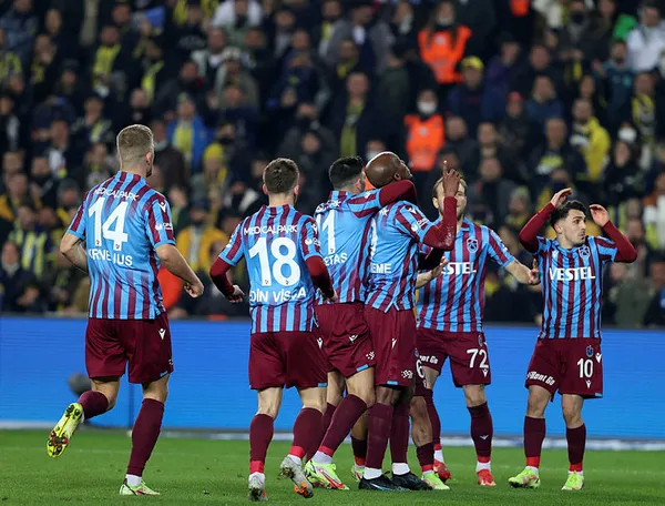 fenerbahce-1-trabzonspor-1-mac-sonucu-dev-macta-kazanan-yok-1646590542304.jpg Fenerbahçe: 1 - Trabzonspor: 1 MAÇ SONUCU | Dev maçta kazanan yok - 2