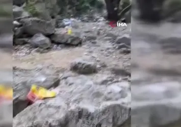 Bursa'da herkesin gelip görmek istediği şelaleyi çöplüğe çevirdiler