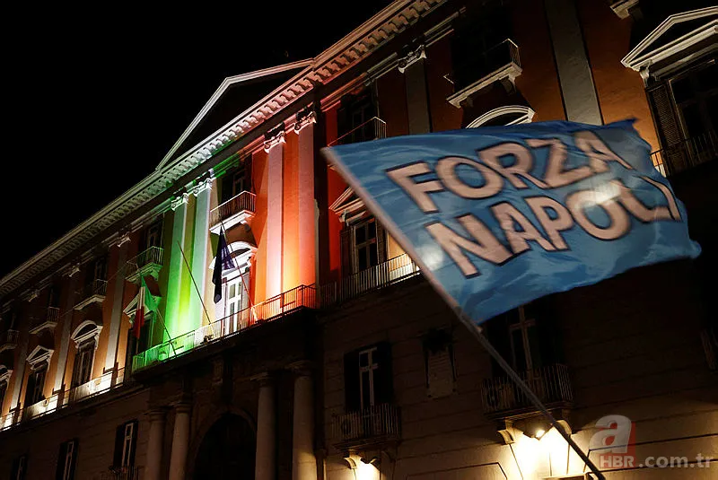 İtalya Serie A'da Napoli 33 yıl aradan sonra yeniden şampiyon 17