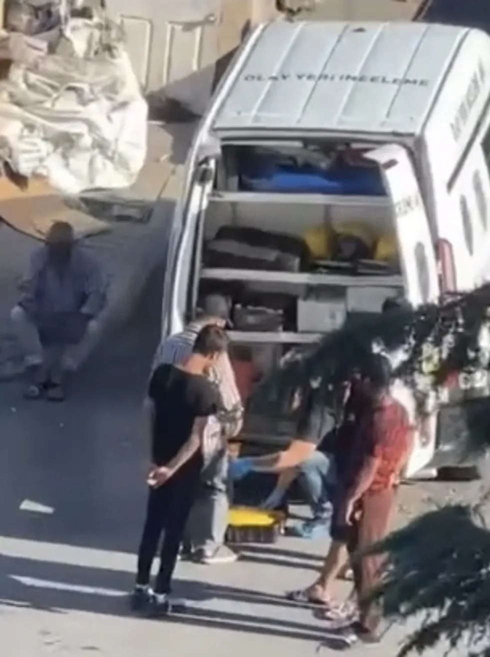 Beylikdüzü'nde baygınlık geçiren kadın yaşamını yitirdi - 2