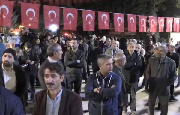 isgalciler-protesto-ediliyor-dunyada-ve-turkiyede-binlerce-kisi-gazze-icin-bir-araya-geldi-1698447520208.jpg Malatya