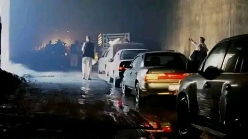 Afganistan'da korkunç kaza! Salang Tüneli'nde yakıt tankeri patladı