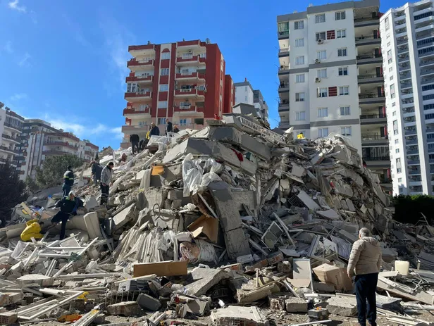 Adana’da ölü ve yaralı sayısı kaç oldu? 7 Şubat 7.7’lik deprem sonrası kaç bina yıkıldı? Adana DEPREM SON DAKİKA