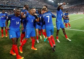 Fransa EURO 2016'da finale yükseldi!