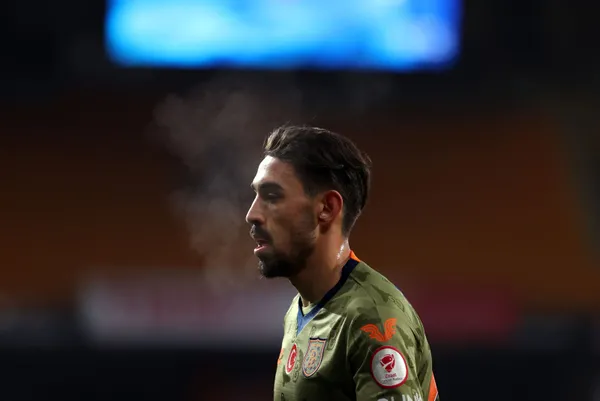 fenerbahceden-irfan-can-kahveci-operasyonu-transfer-gorusmesi-1611913482165.jpg Fenerbahçe'den İrfan Can Kahveci operasyonu! Transfer görüşmesi - 6