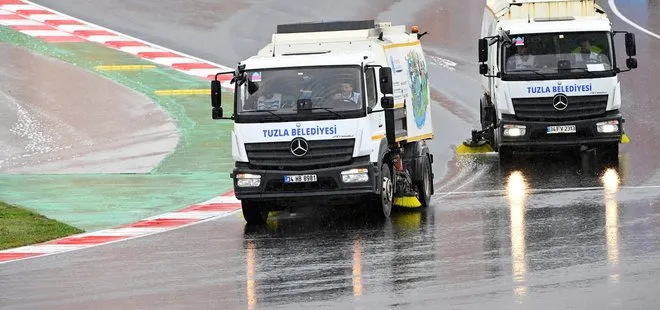 Formula 1’de dünya gündemine oturan Tuzla Belediyesi Yol Süpürme Araçları yine pistlerdeki yerini aldı! Mercedes CEO’suna mesaj