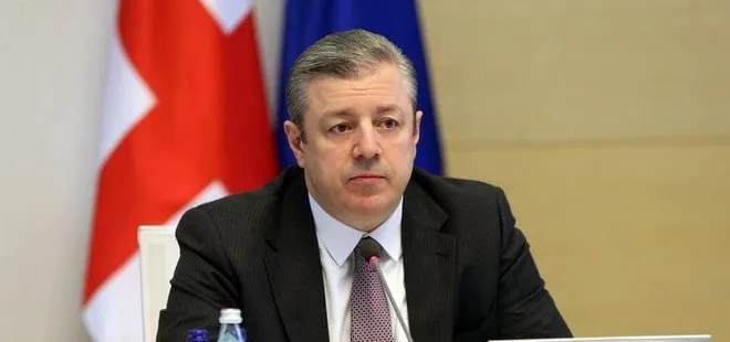 Giorgi Kvirikaşvili istifa etti