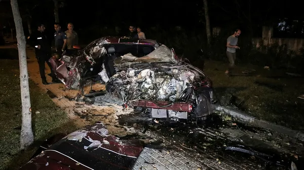 1662442616265.jpg Katliam gibi kaza! Çarpışan 2 araç 150 metre sürüklendi - 2