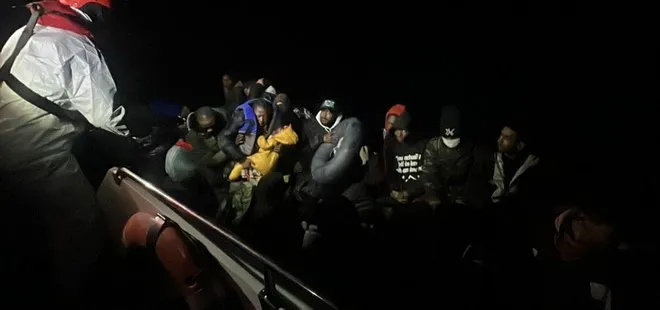 Bodrum açıklarında Yunan unsurlarının ittiği 33 kaçak göçmen kurtarıldı