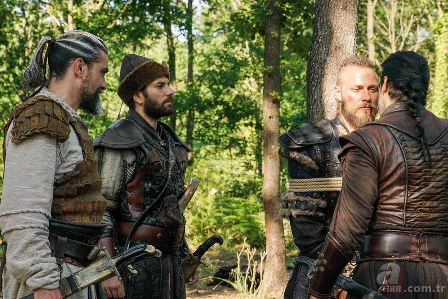 Kuruluş Osman’da Osman Bey Balgay’la kozlarını paylaşıyor! 4