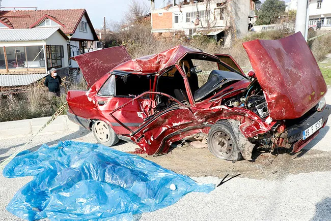 Muğla’da korkunç trafik kazası: 2 ölü, 3 yaralı - 2