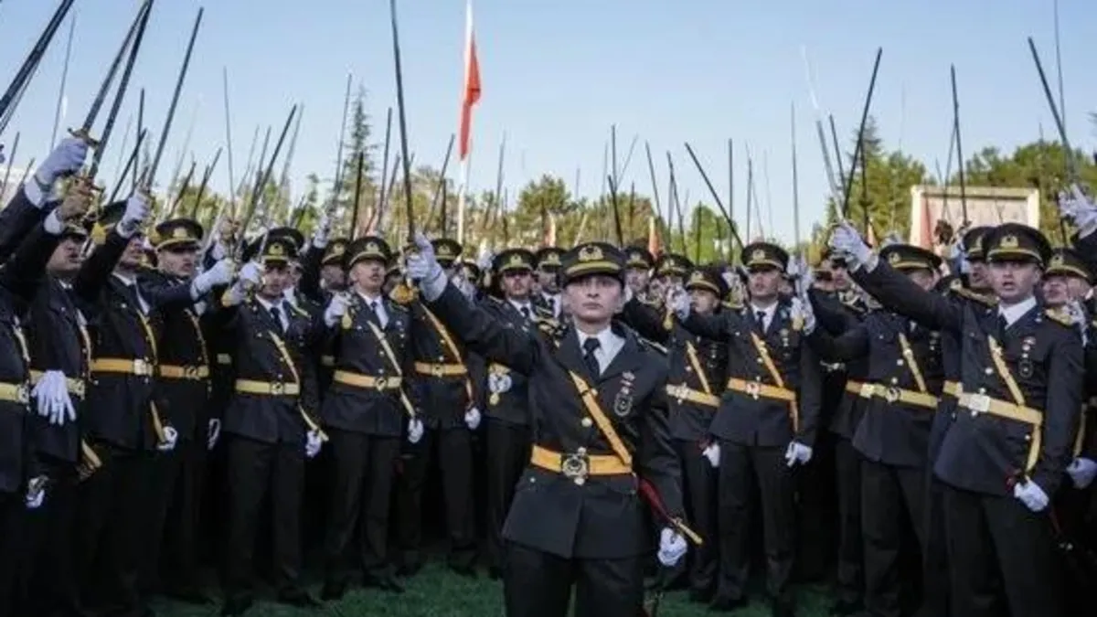 Teğmenlerin kılıçlı korsan yemininde karar! 5 teğmen ve 3 disiplin amiri TSK'dan ihraç edildi