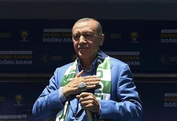 baskan-erdogandan-giresunda-onemli-aciklamalar-1683195853003.jpeg Başkan Recep Tayyip Erdoğan'dan Giresun'da! Emekli ve memura zam müjdesi | Kılıçdaroğlu'na sert tepki: Kandil'den selam geliyor Bay Bay Kemal'e... - 1