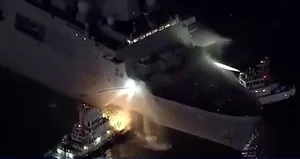 ABD’nin savaş gemisinde yangın