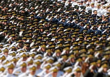 TSK'da çok sayıda "tenzili rütbe"