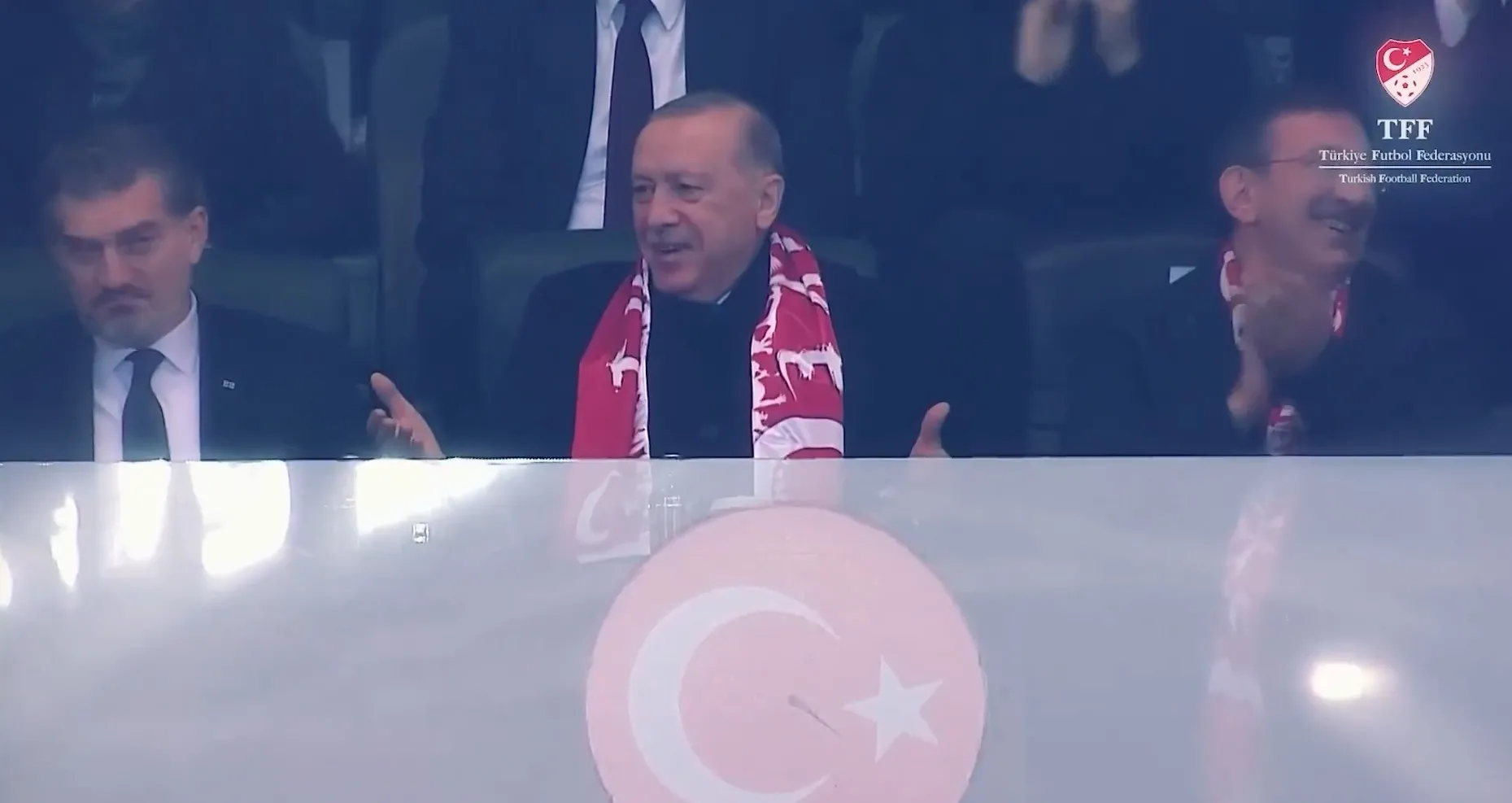 Başkan Erdoğan talimatı verdi! AK Parti’den Milli Takım şarkısı: Siz hepiniz Biz Türkiye!