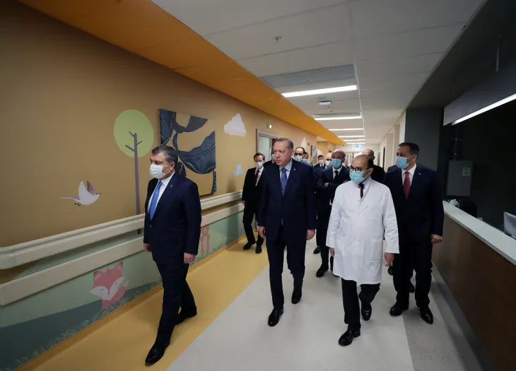 Son dakika: Bakan Koca’dan Başakşehir Çam ve Sakura Şehir Hastanesi açılışında önemli açıklamalar