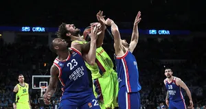 Anadolu Efes Final-Four’da!