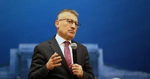 Dünyanın ilk 10 ekonomisi içerisinde yer alacağız