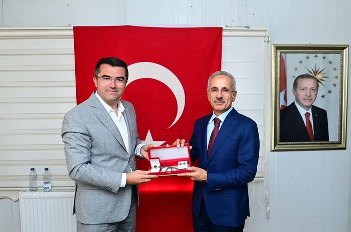 Dev projede sona doğru! Bakan Abdulkadir Uraloğlu KOP Tüneli'ni yerinde inceledi - 7