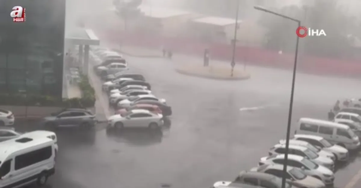 Diyarbakır'da sağanak etkili oldu